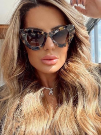 « Scopri l’Eleganza dei Nuovi Occhiali da Sole da Donna Cat Eye Leopardati/Nero/Rosso/Bianco – Eleanor »