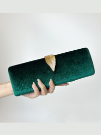 « Scopri la Versatilità della Borsa da Sera Gracelynn: Un Must-Have per ogni Donna »
