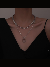 « Esplorando l’Eleganza: La Collana in Acciaio Inossidabile a Doppio Strato di Titanio Stile Elegante – Vivian »